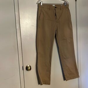 Men’s Khaki pants GAP Size 30x30 EUC